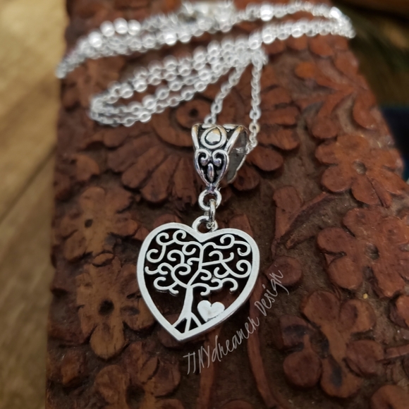 Heart Necklace Tree of Life Pendant 925 Silver Necklace Family~Mother~Wife~Mom - Picture 1 of 11